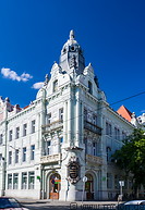 01 Szechenyi square
