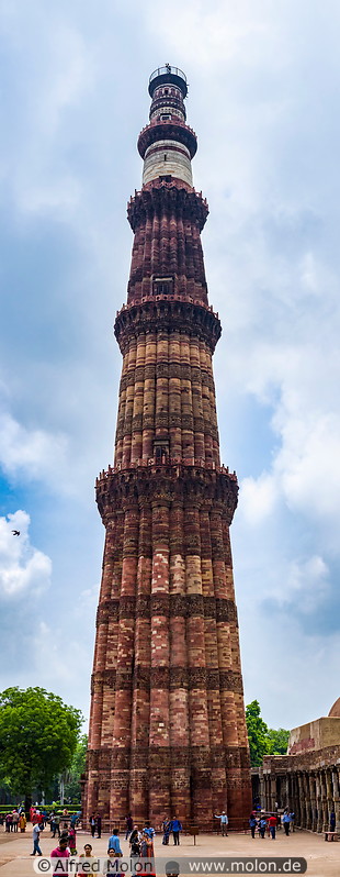 15 Qutub Minar minaret