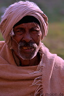 16 Old man with turban