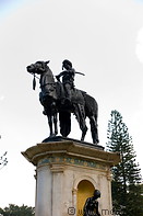 02 Maharaja statue