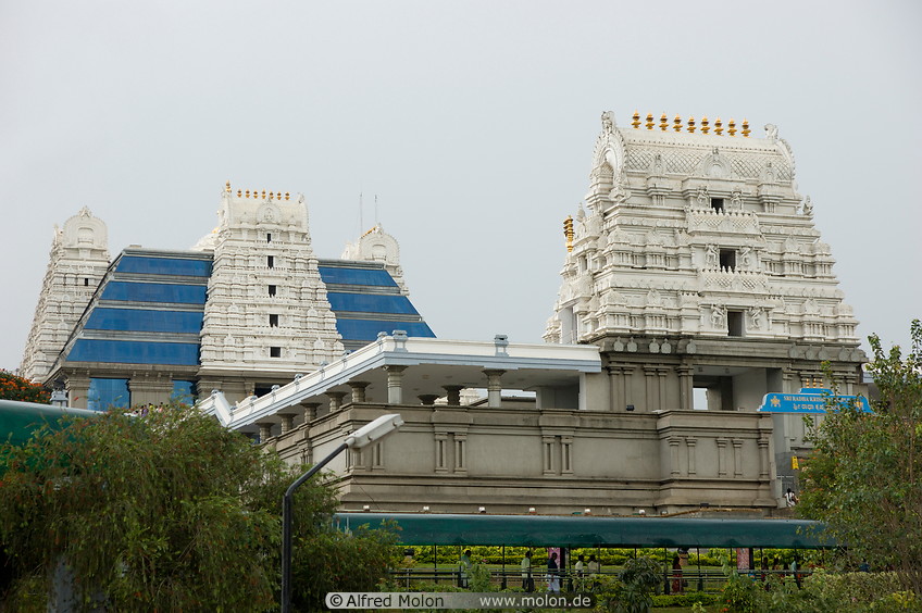 15 Iskcon Krishna temple