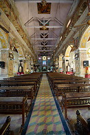 10 Santa Cruz basilica interior