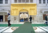 03 Entrance to the Golden Temple