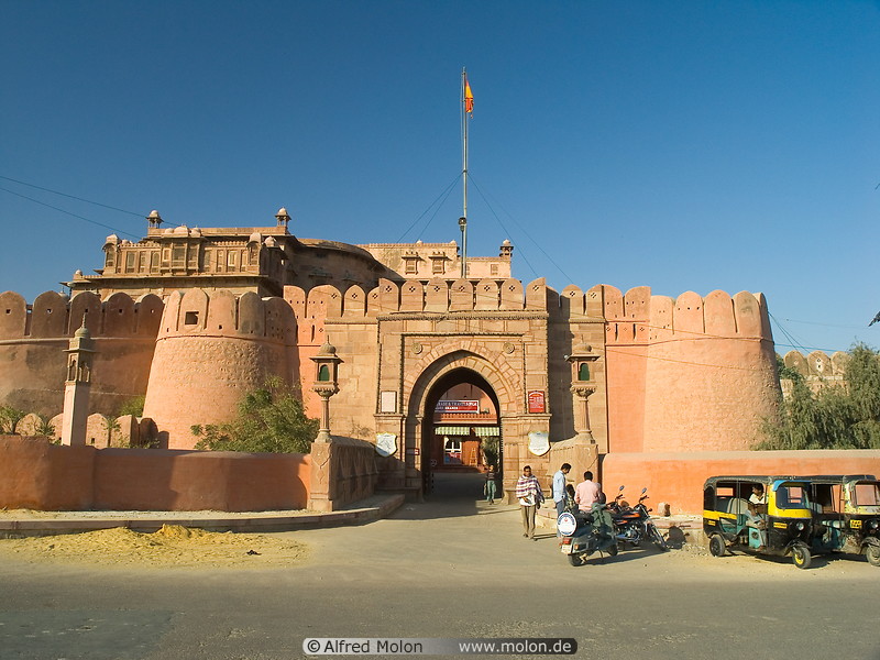 02 Junagarh fort main gate