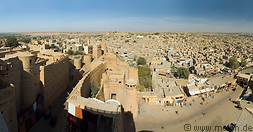 04 Panorama view with fort walls
