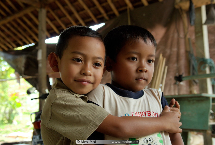 03 Balinese children