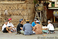 09 Balinese men