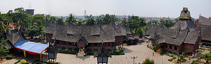 14 Sumatra houses