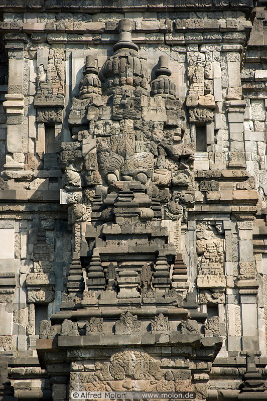 04 Shiva temple facade