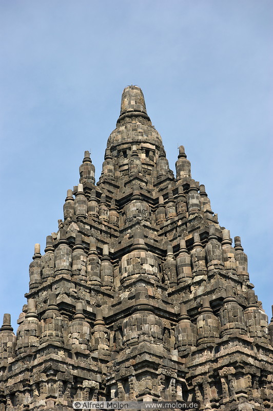 13 Top of Shiva temple