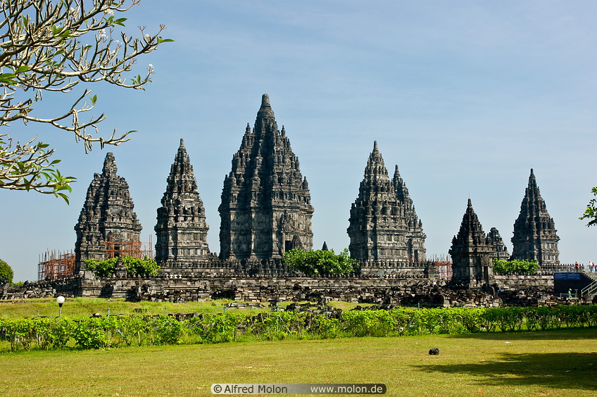 01 Prambanan temple complex