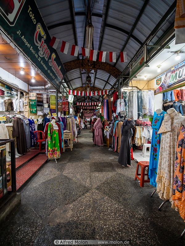 15 Bazaar