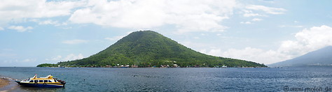40 Maitara island and volcano