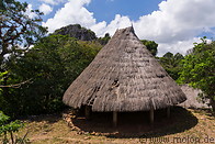 06 Conical hut