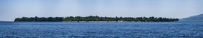 12 Pulau Bunaken