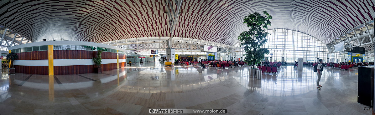 37 Makassar airport