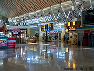 38 Makassar airport shops