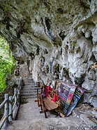 02 Staircase to cave