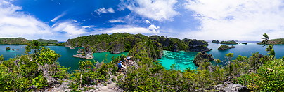 20 Panoramic view of islands