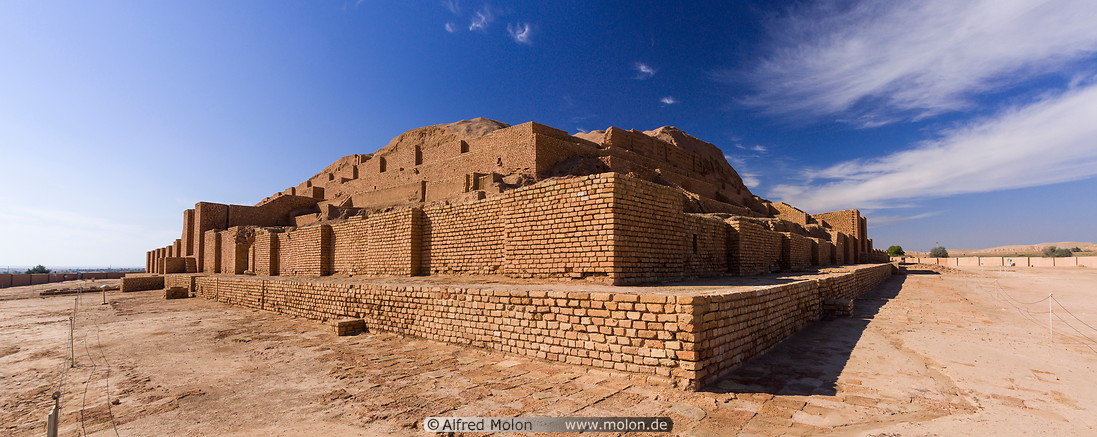 26 Chogha Zanbil ziggurat