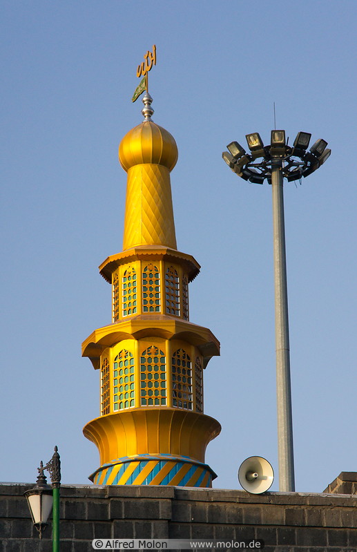 02 Golden minaret