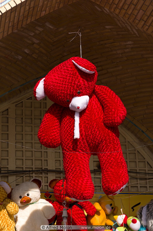 10 Hanged red teddy bear