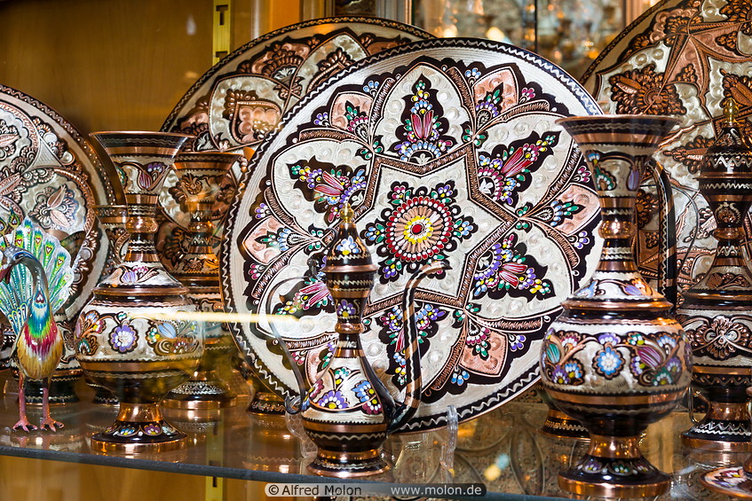 10 Iranian handicrafts