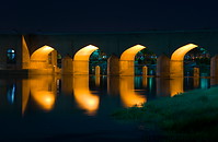 04 Joei bridge at night