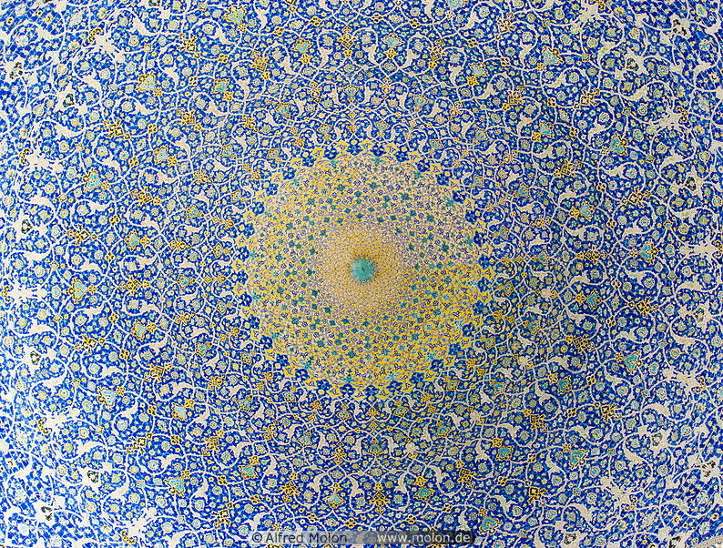 07 Decorated dome