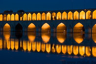 05 Si-o-seh Pol bridge at night