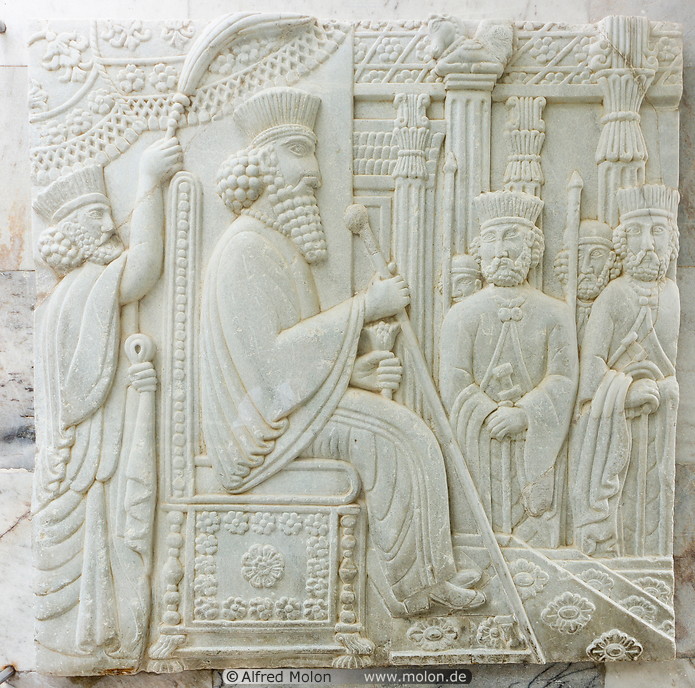 19 Darius and his court bas-relief
