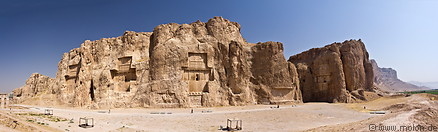 01 Naqsh-e-Rostam tombs and cliff