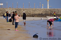 08 People on Zeytoon beach