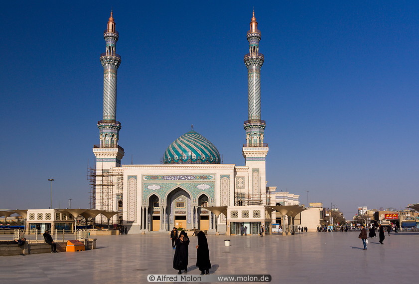 06 Imam Hassan mosque