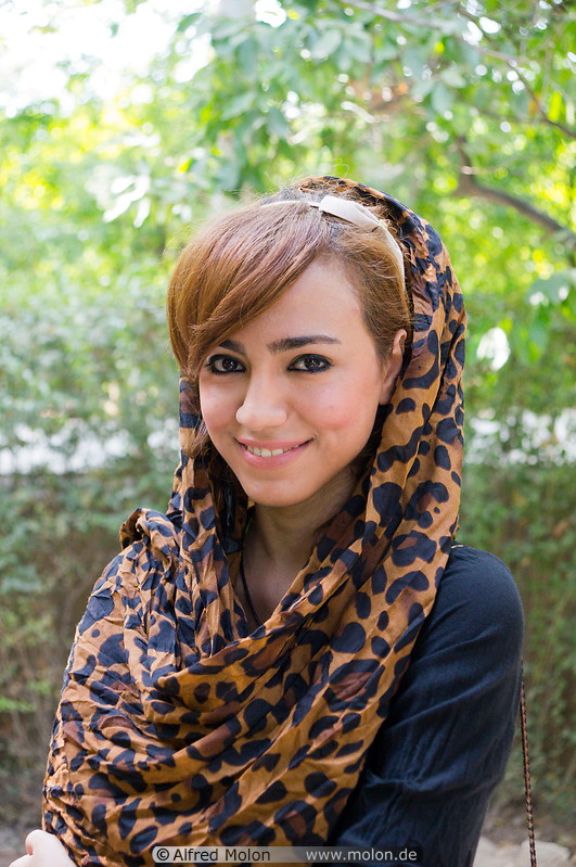 09 Young Iranian girl