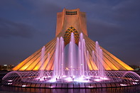 07 Azadi tower and fountain