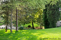 07 Lawn and trees