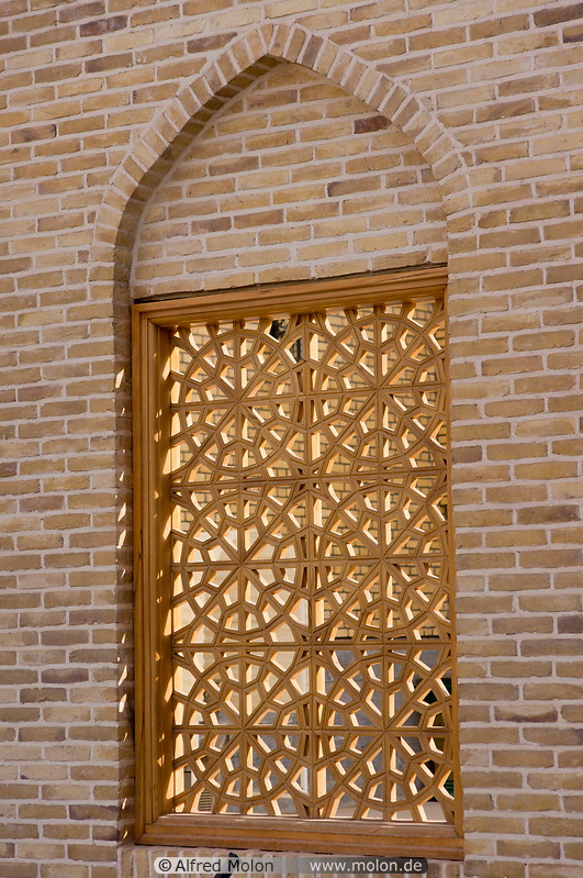 14 Window with wooden grid