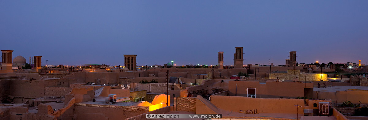 07 Night view of Yazd
