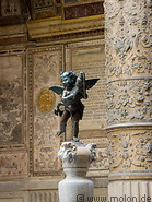 06 Palazzo Vecchio inner court with bronze statue