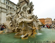 13 Fountain in Navona square