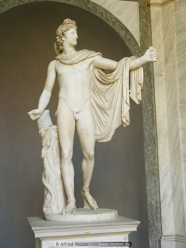 07 Marble statue