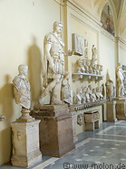 04 Marble statues
