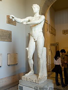 06 Marble statue