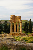 32 Temple of Castor and Pollux