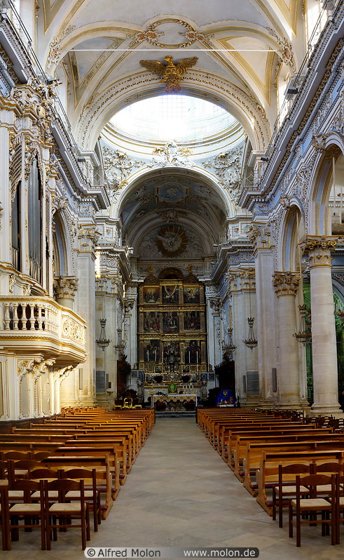 10 Nave and roof in Modica cathedral