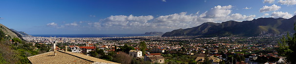 01 Panoramic view of Palermo