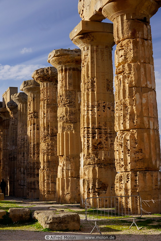 09 Columns of the Hera temple
