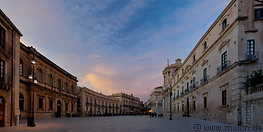 07 Duomo square