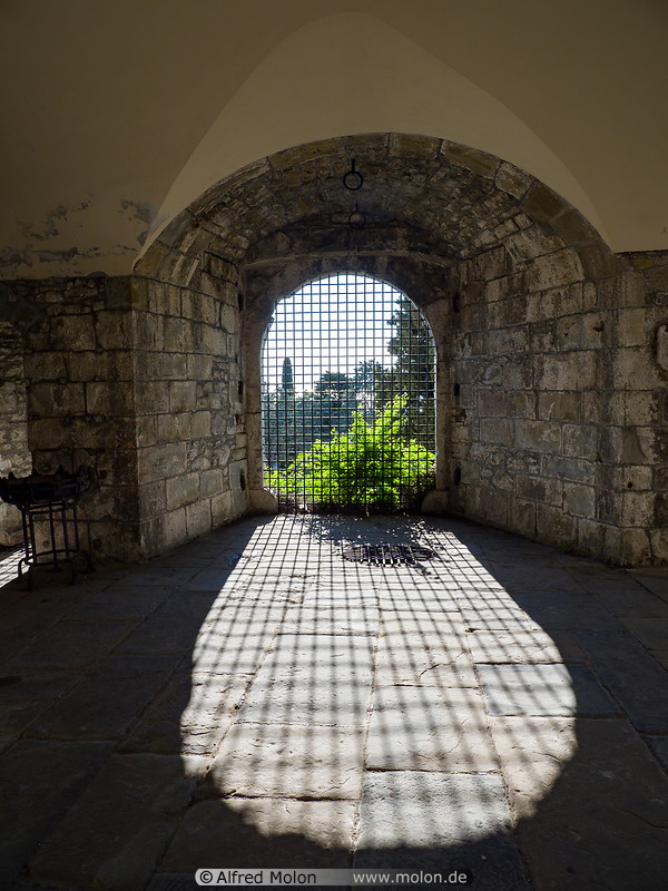 60 San Giusto castle window